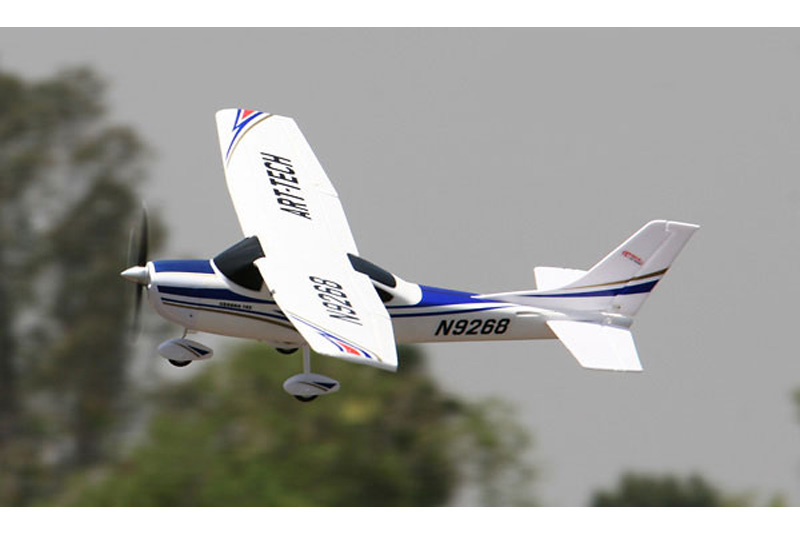 Радиоуправляемый самолет Art-tech Cessna 182